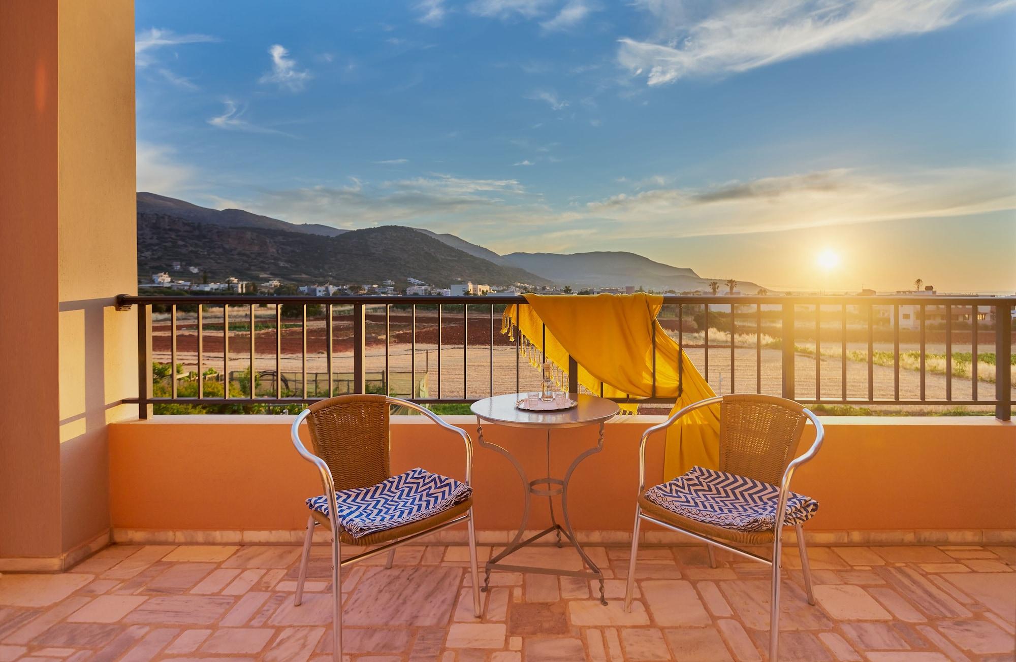 Golden Bay Hotel Apartments Malia  Exterior photo