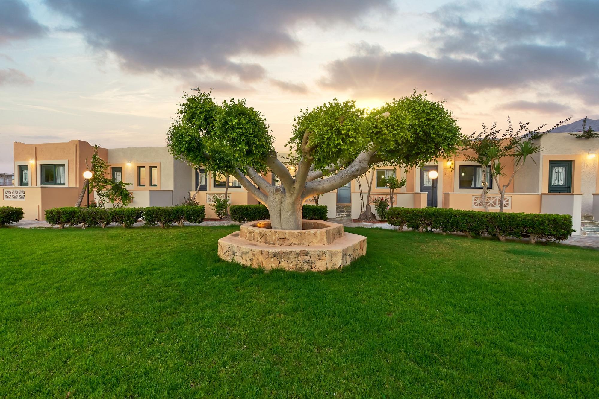 Golden Bay Hotel Apartments Malia  Exterior photo
