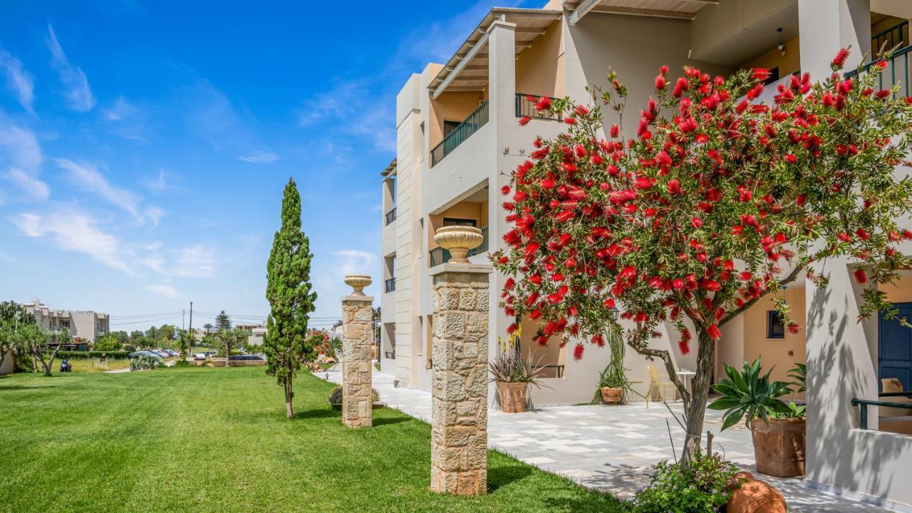 Golden Bay Hotel Apartments Malia  Exterior photo