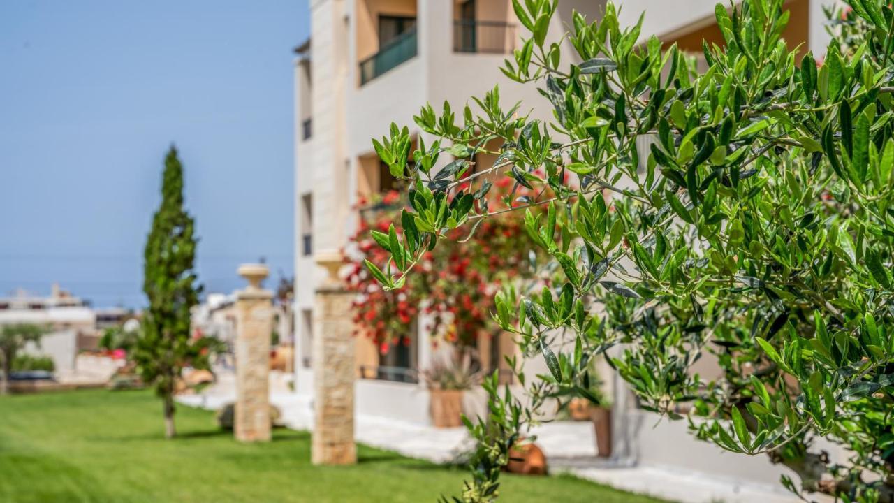 Golden Bay Hotel Apartments Malia  Exterior photo