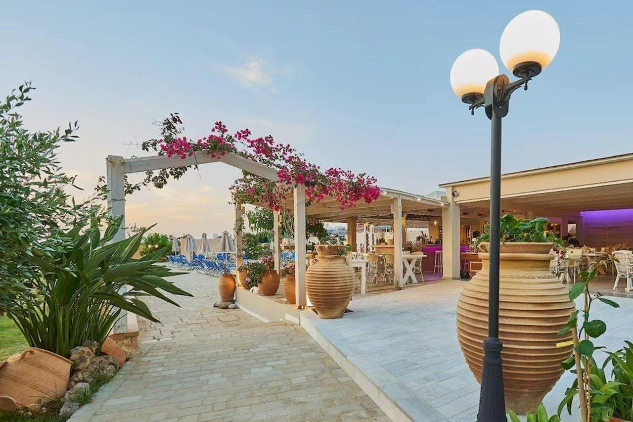 Golden Bay Hotel Apartments Malia  Exterior photo